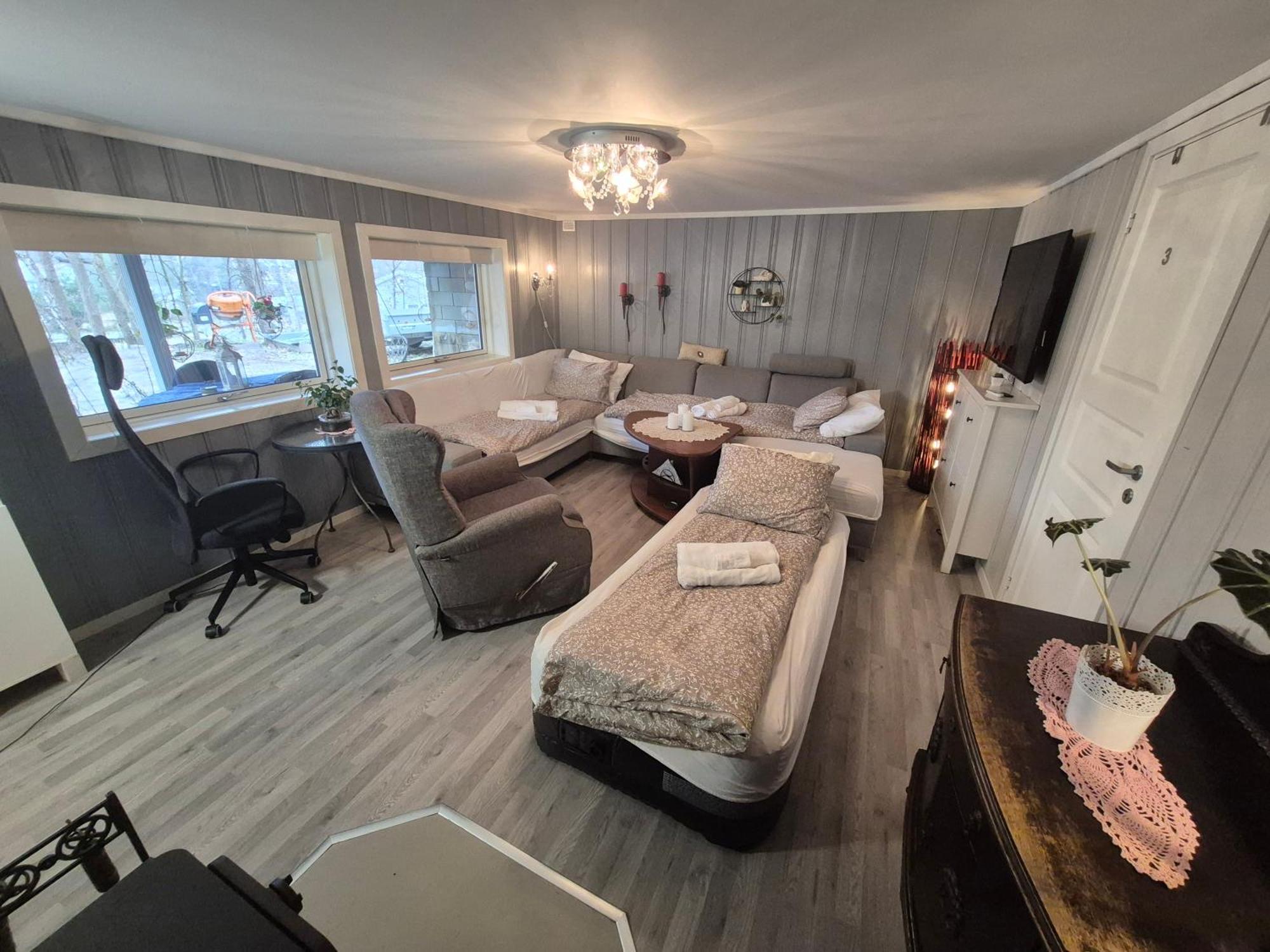 Mormors Basseng Apartment Kristiansand Exterior foto