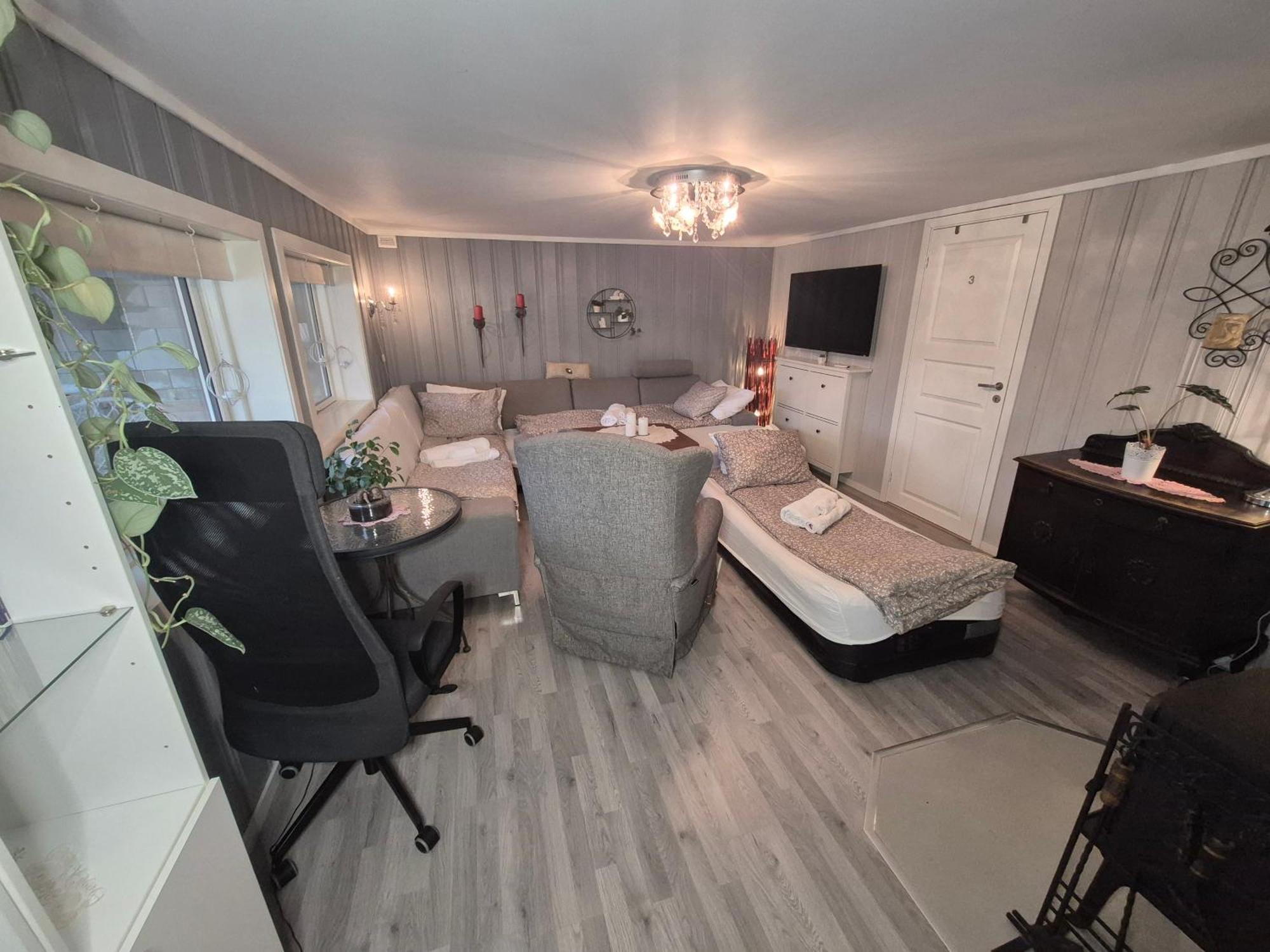 Mormors Basseng Apartment Kristiansand Exterior foto